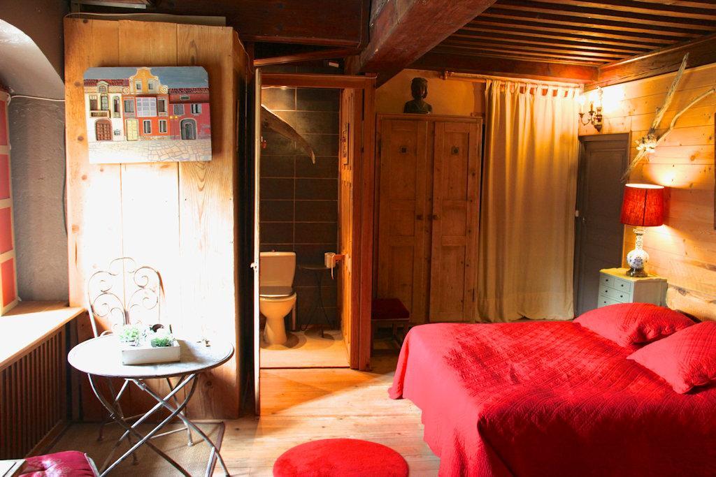 Gothique Cafe Hotel Baume-les-Messieurs Ngoại thất bức ảnh